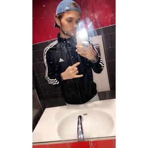 Meet your Posher, Adam